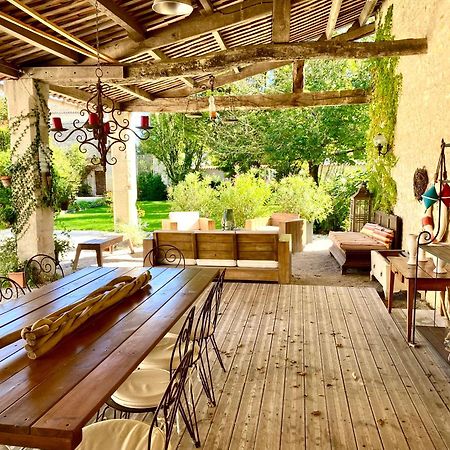 Aux Agapanthes, Chambres D'Hotes Charentaises De Charme Avec Piscine Aumagne Extérieur photo